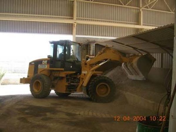 Pala cargadora sobre neumáticos Caterpillar 938 G
