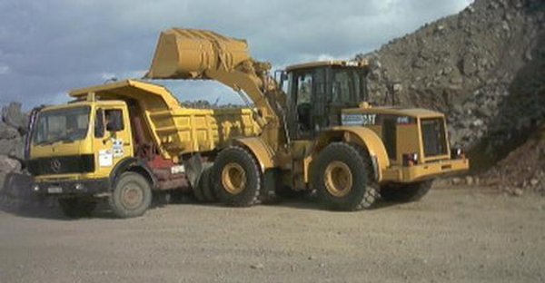 Pala cargadora sobre neumáticos Caterpillar 950 G